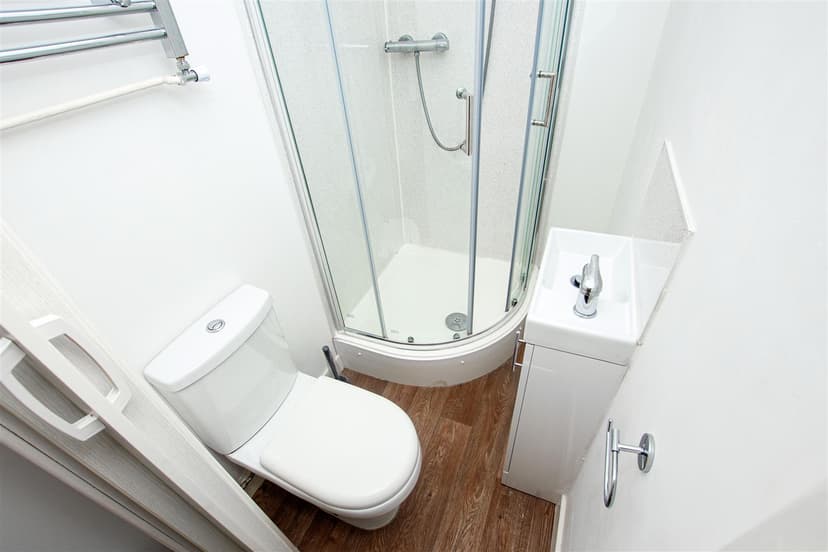 223, Heeley Road - Image 4