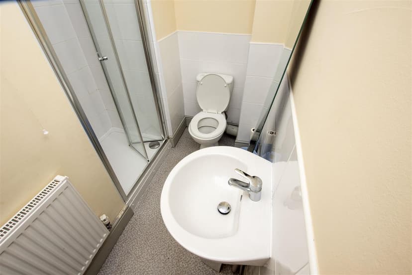 61, Selly Hill Road - Image 1