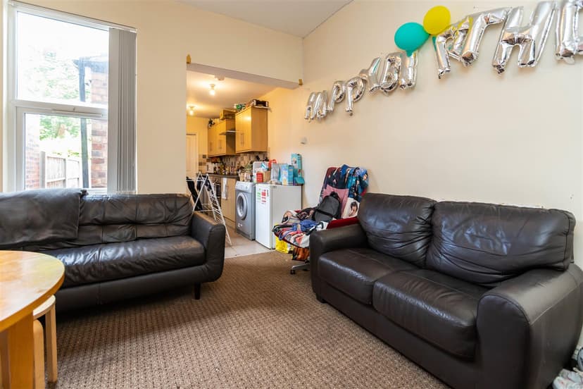 63, Hubert Road - Image 19