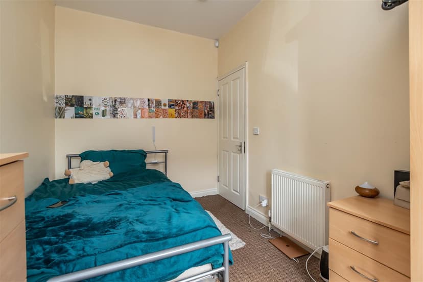 63, Hubert Road - Image 14