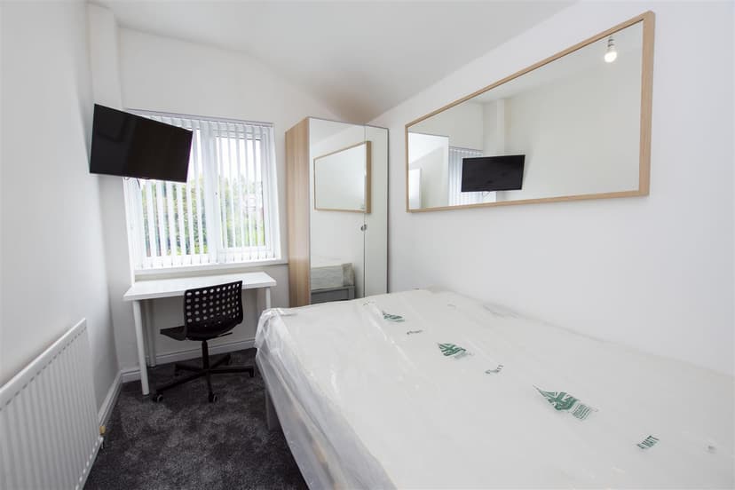 122, Gristhorpe Road - Image 4