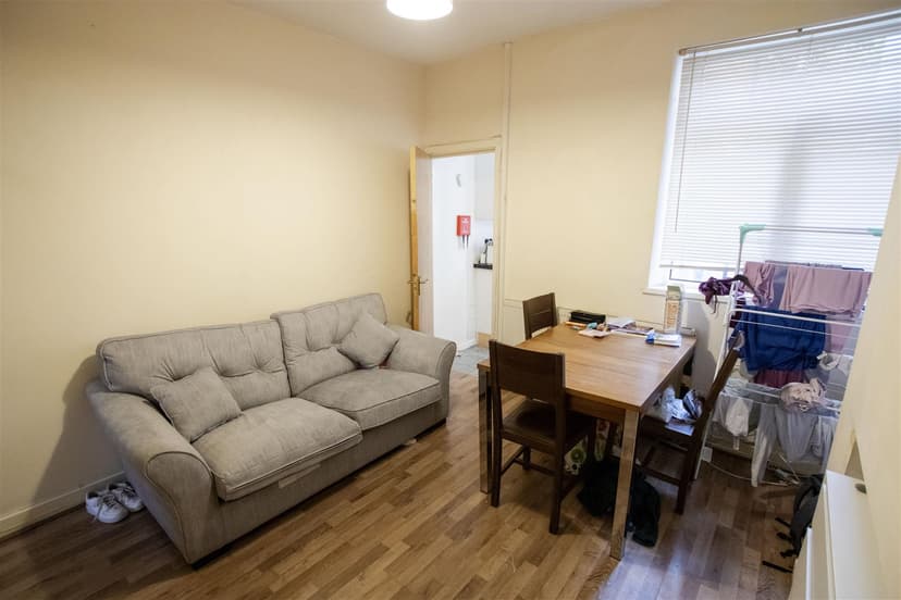50, Winnie Road - Image 11