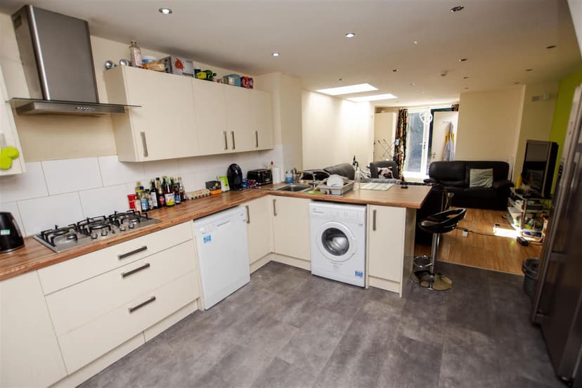 250, Heeley Road - Image 13