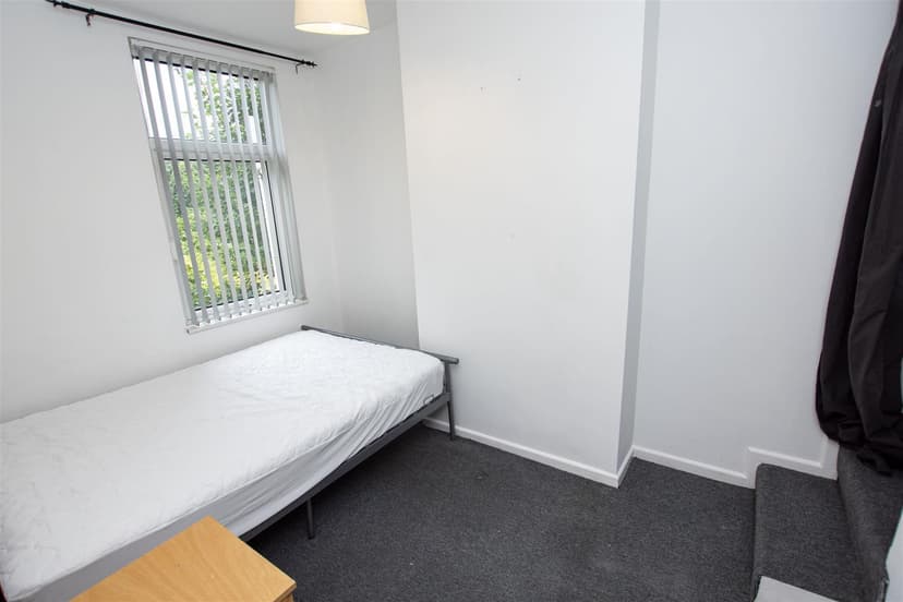 39, Winnie Road - Image 4