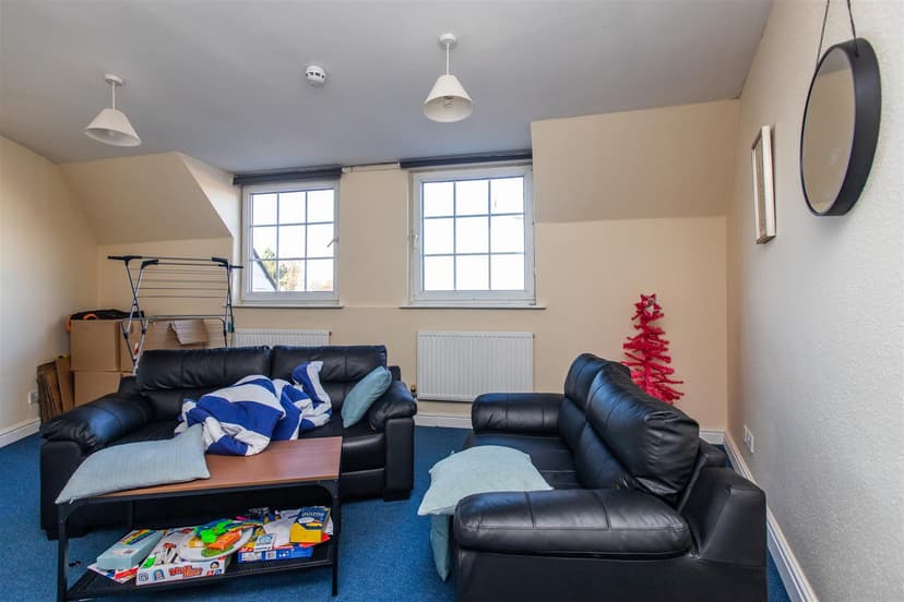 Flat 2, Bristol Road - Image 10