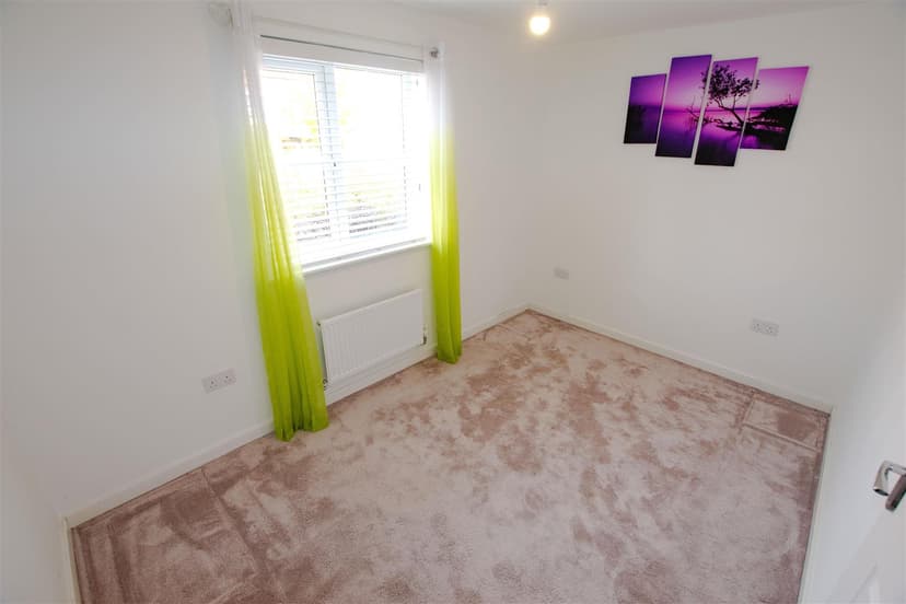 Apartment 1, Cowdray Court, Tanners Way - Image 3