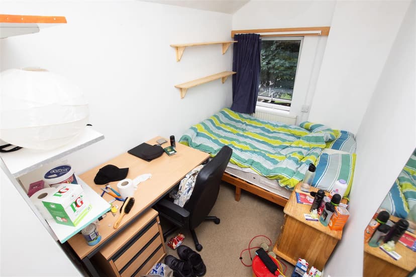 301, Tiverton Road - Image 6