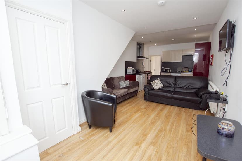111, Westminster Road - Image 9
