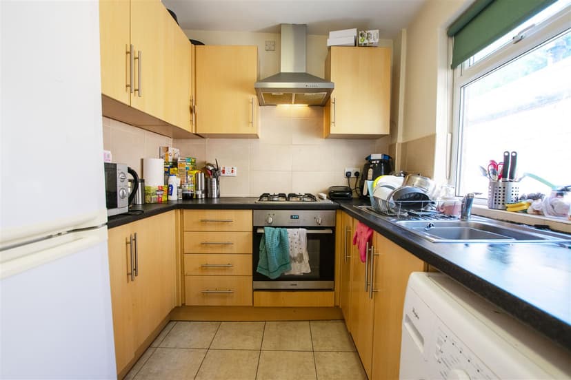 124, Teignmouth Road - Image 9