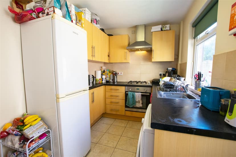 124, Teignmouth Road - Image 8