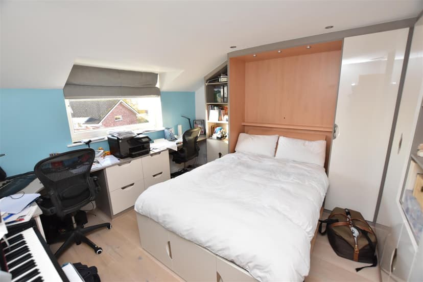 11, Kingfisher Way - Image 6