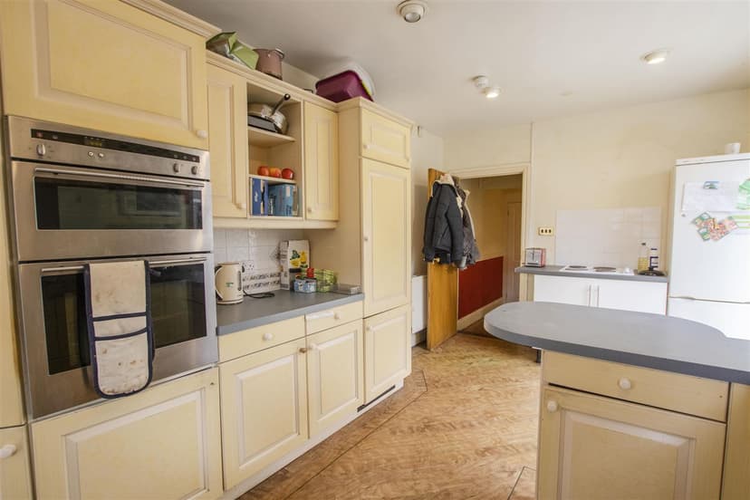 1, St. Edwards Road - Image 19