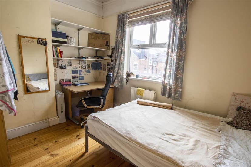 1, St. Edwards Road - Image 13