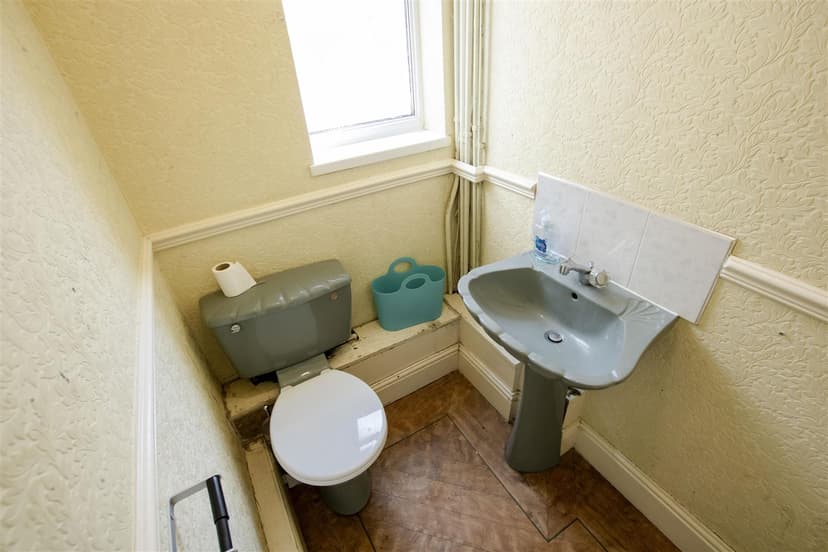 1, St. Edwards Road - Image 5