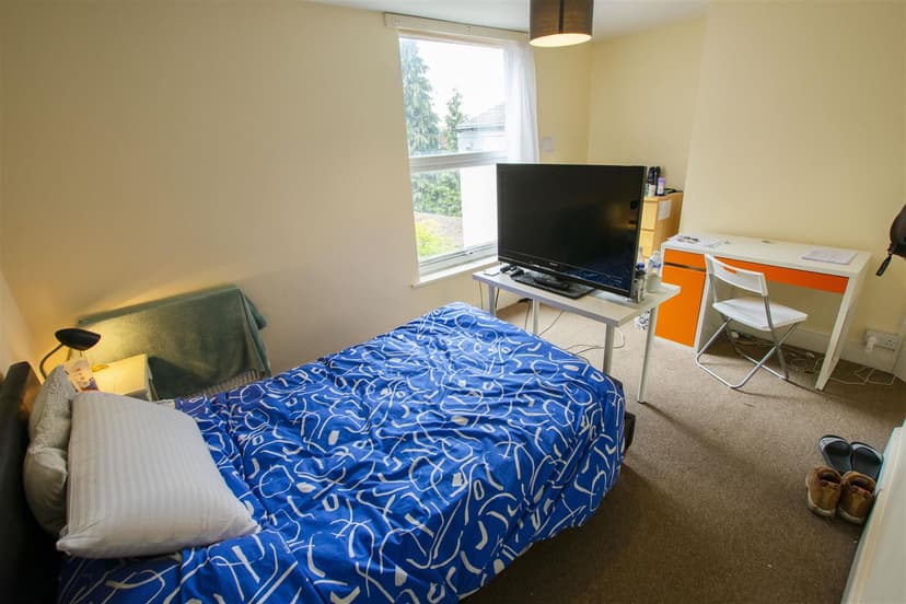 50, Bournbrook Road - Image 7