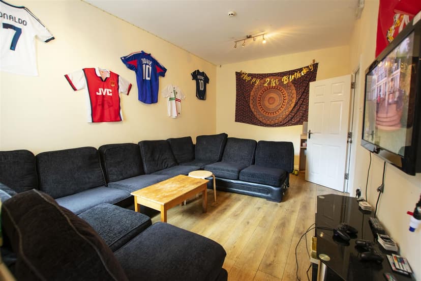 228, Heeley Road - Image 15