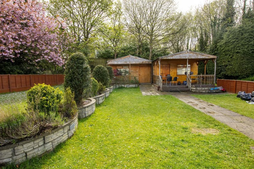 228, Heeley Road - Image 1