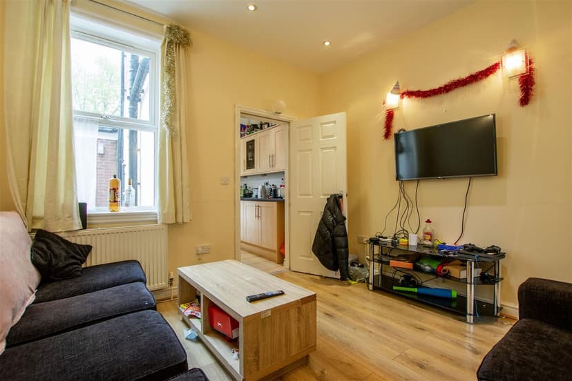 275, Heeley Road - Image 14