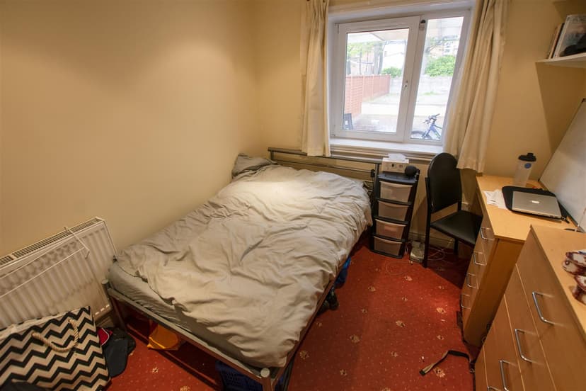 275, Heeley Road - Image 11