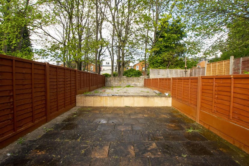275, Heeley Road - Image 2