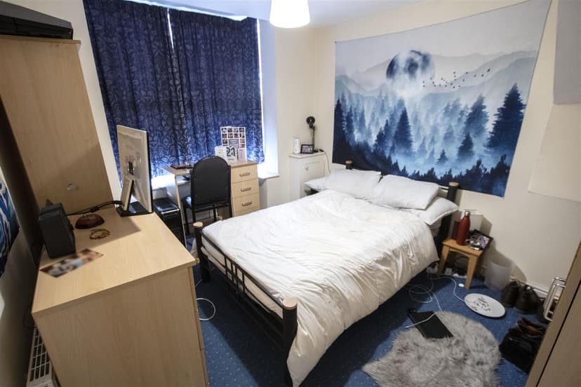 165, Hubert Road - Image 5