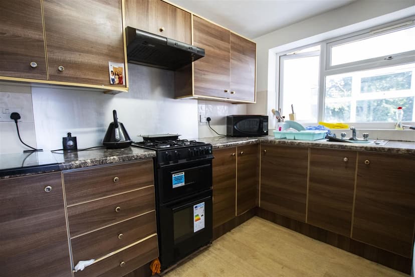91, Lodge Hill Road - Image 7