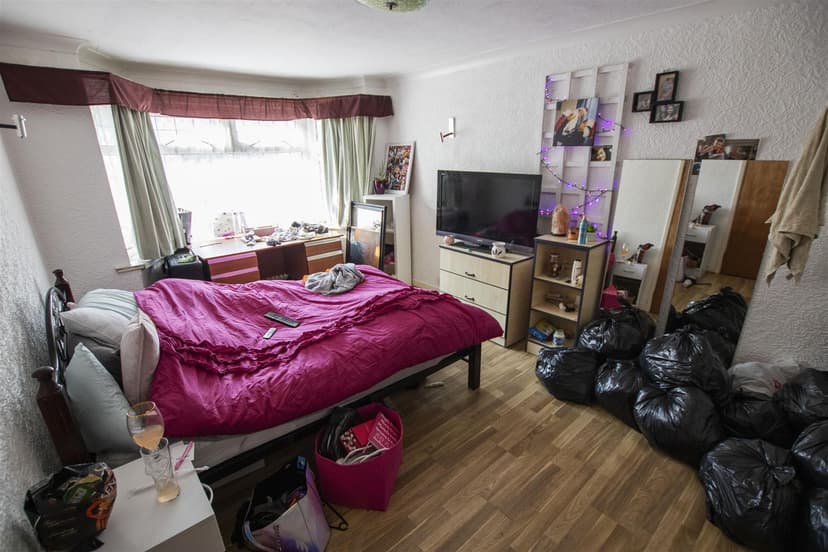 91, Lodge Hill Road - Image 5