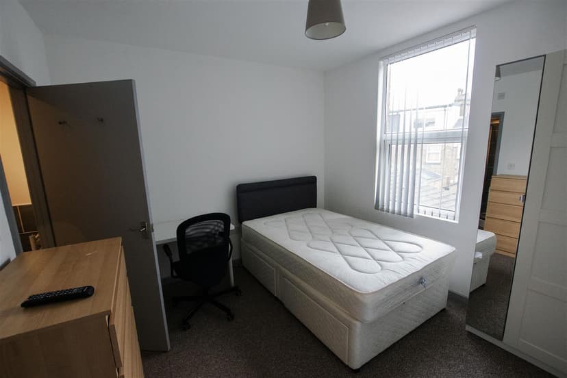 130, Dartmouth Road - Image 12