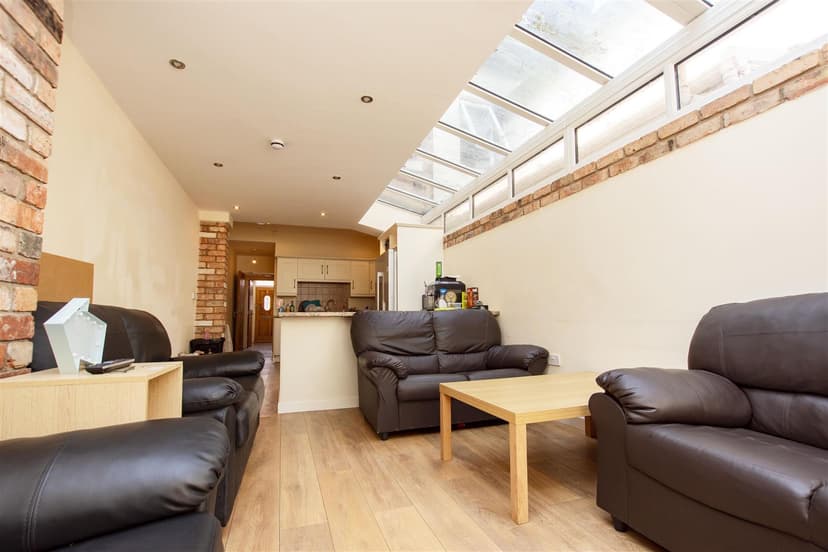 301, Heeley Road - Image 11