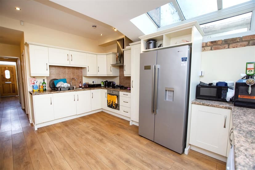 301, Heeley Road - Image 10