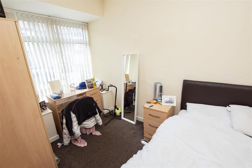 301, Heeley Road - Image 8