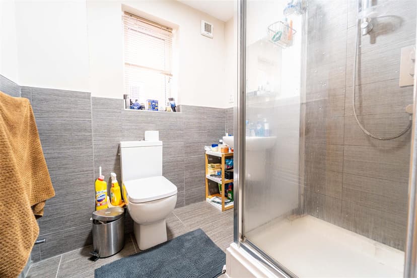 66, Heeley Road - Image 4