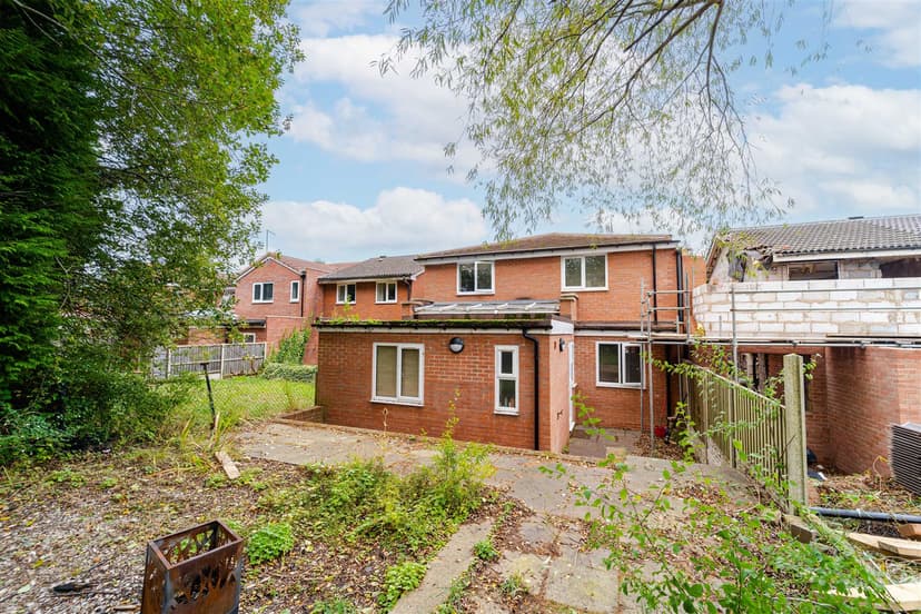 66, Heeley Road - Image 2