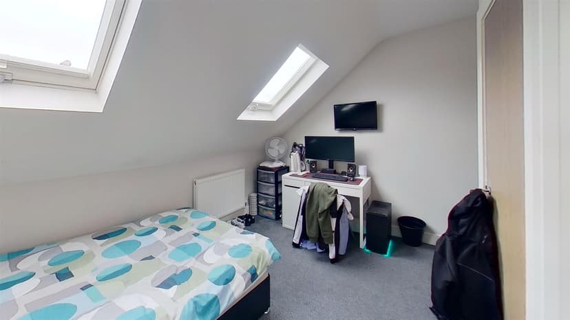 209, Umberslade Road - Image 5