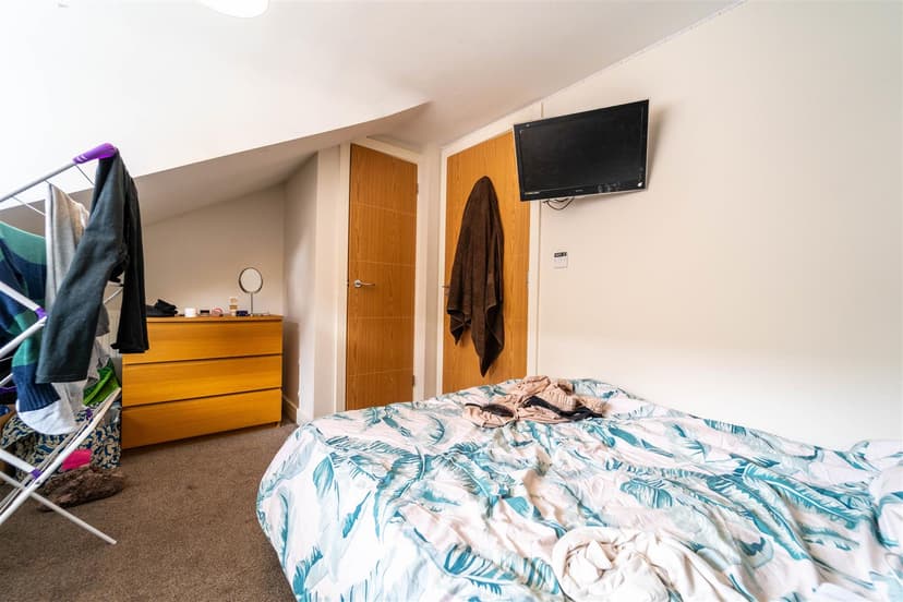 54, Exeter Road - Image 24