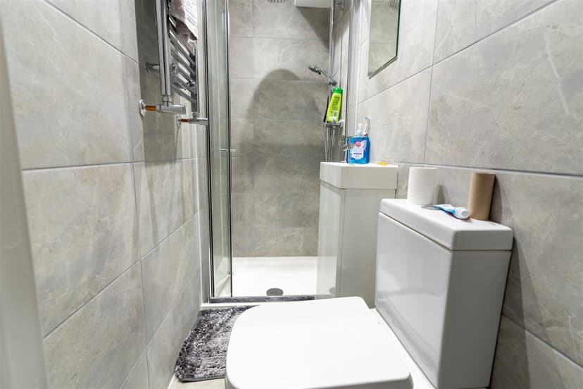 14, Exeter Road - Image 7