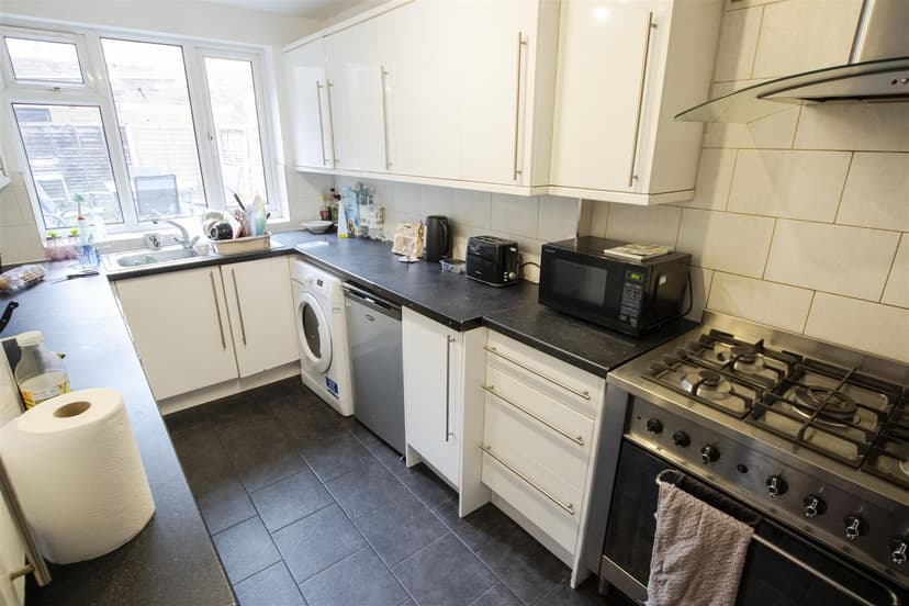 9, Warwards Lane - Image 14