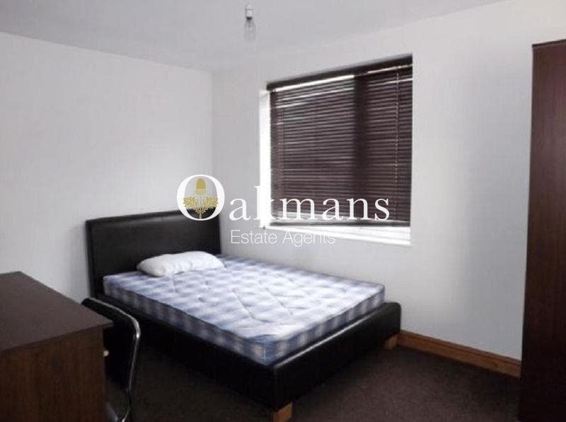 9, Warwards Lane - Image 6