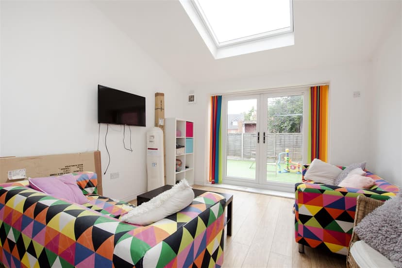 3A, Exeter Road - Image 10