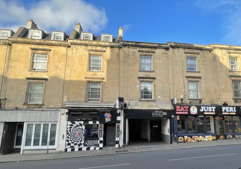 7-12 Triangle South - Image 3