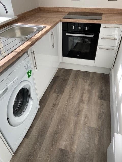 Southleigh Road BF - Image 4