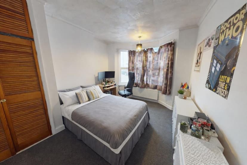 Newmarket Terrace - Image 5