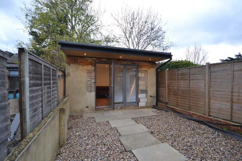 Blenheim Road - Image 3