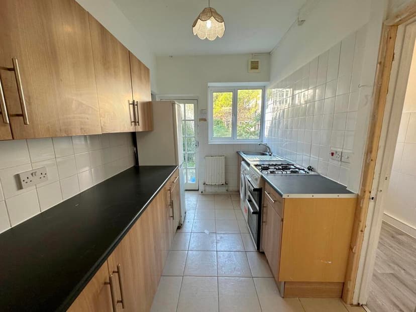 Southampton Street - Image 5