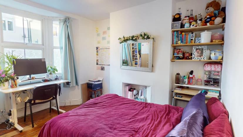 St Mary Magdalene Street - Image 4