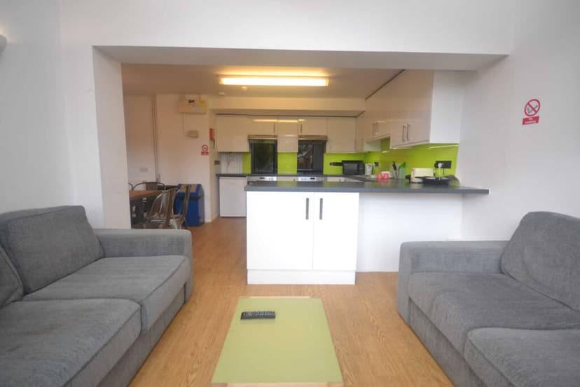 Allcroft Road - Image 5