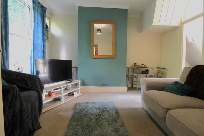 Milner Road - Image 2