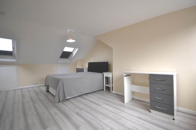 Grange Avenue - Image 5
