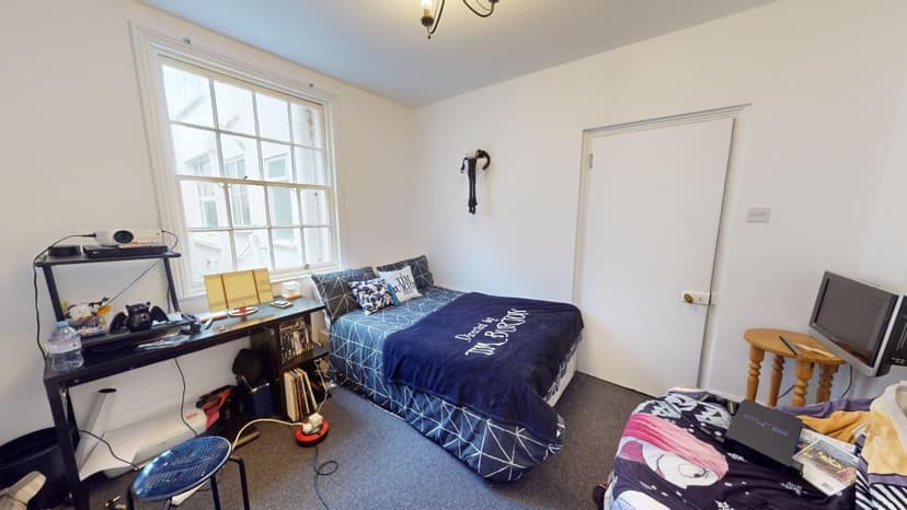 Upper North Street - Image 4