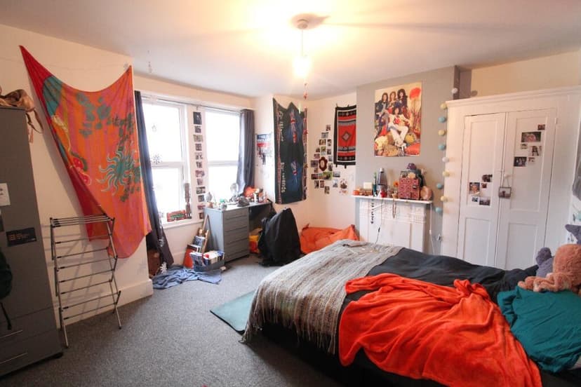 Brading Road - Image 1